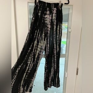 Wide leg flow, urban outfitter pants tie-dye
